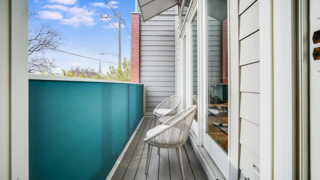 Modern In The Vibrant Nulu District Louisville