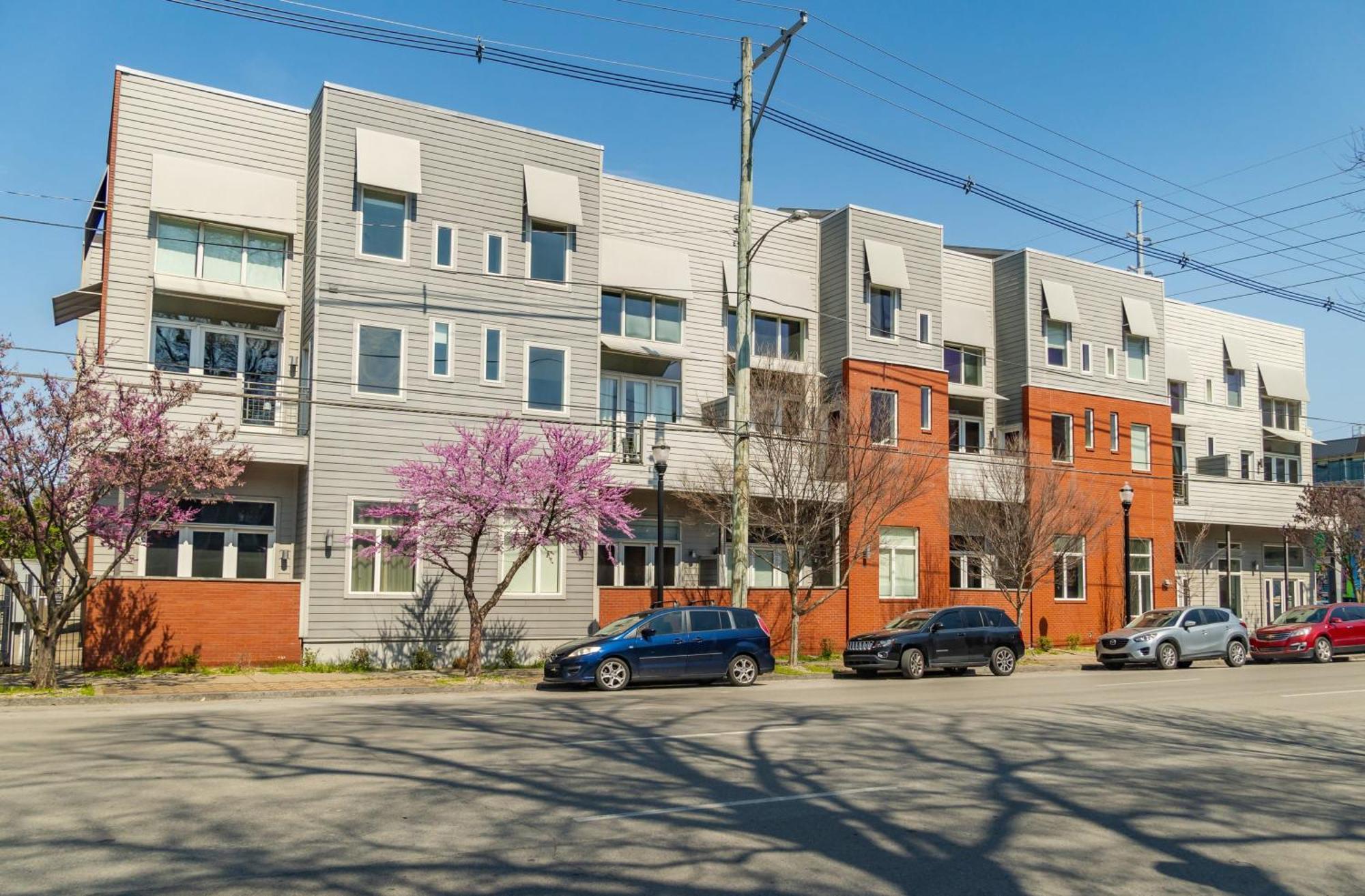 Modern In The Vibrant Nulu District * Louisville