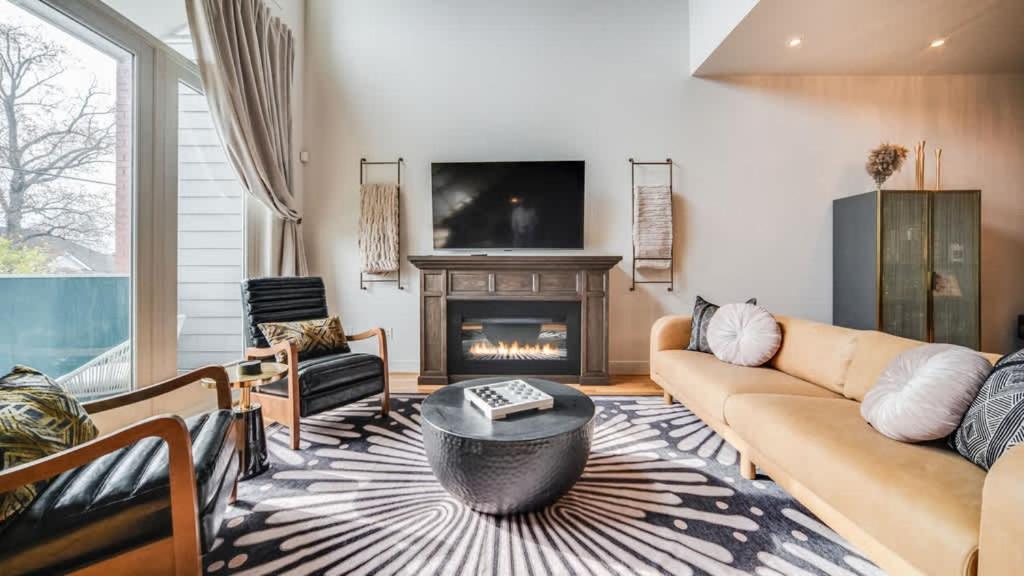 Modern In The Vibrant Nulu District