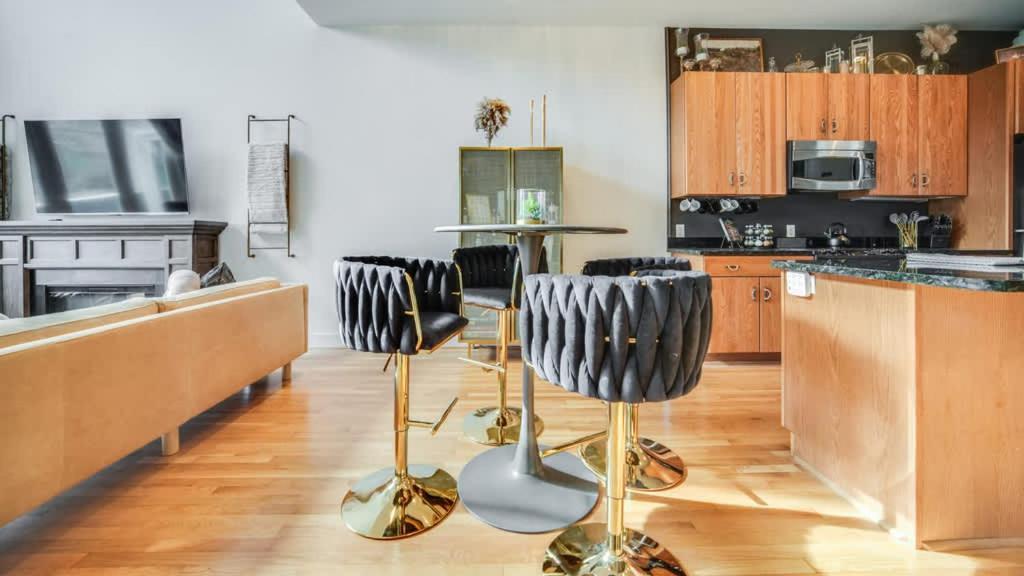 Modern In The Vibrant Nulu District Louisville