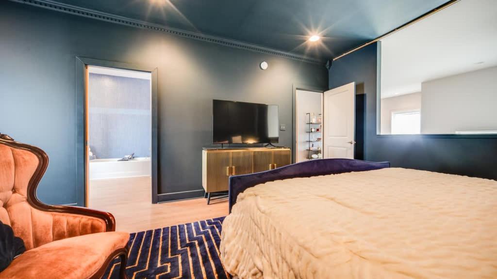 Modern In The Vibrant Nulu District Apartment